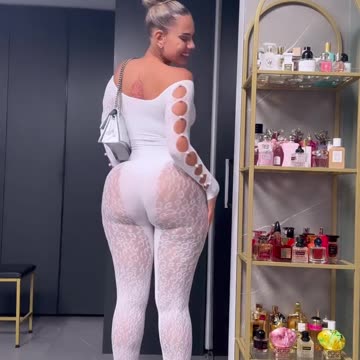 From bummy to party real quick ☺️♥️