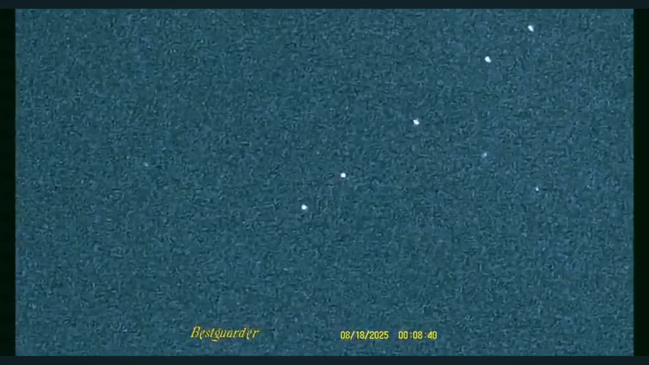 🛸🔭 NOT STARLINK: Bizarre UAP Sighting Uncovered! | TheTruthAbove