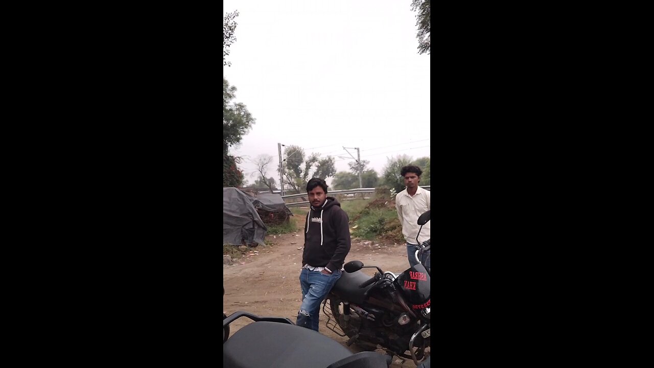 Connection Mein Hua Vivad