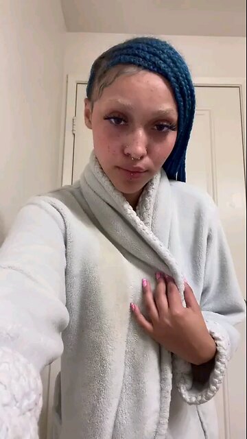 RATE HER 1-100, TOWEL DROP