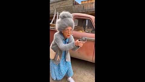 Grandma in a shootout (funny)
