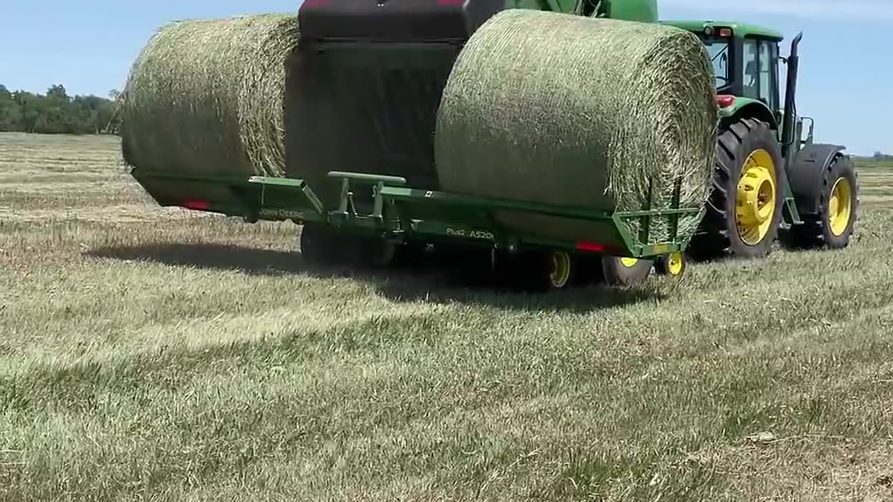 Making Hay the John Deere Way – Farm Life in Action! 🌾