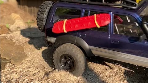 AWESOME OFFROADING mini TOYOTA LANDCRUISER