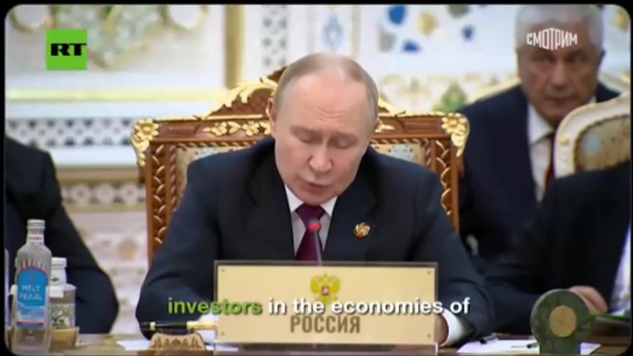 Putin Explains Asian Nations Dumping U.S. Dollar