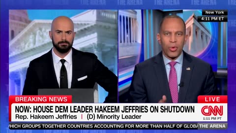 Jeffries Refuses to Take Responsibility, Blames Trump as Busiest New York Airport Faces Ground Stop
