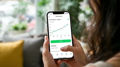 Long-Term Investing: The Simple Strategy That Builds Wealth Over Time