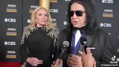 Gene Simmons dunks on reporter asking about his politics “Who the fucks business is it?”