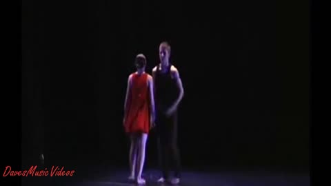 Stealers Wheel. Stuck In The Middle With You