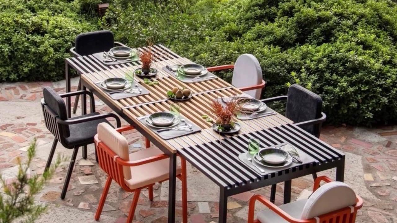 🍽Morning coffee with a side of serenity.🪑