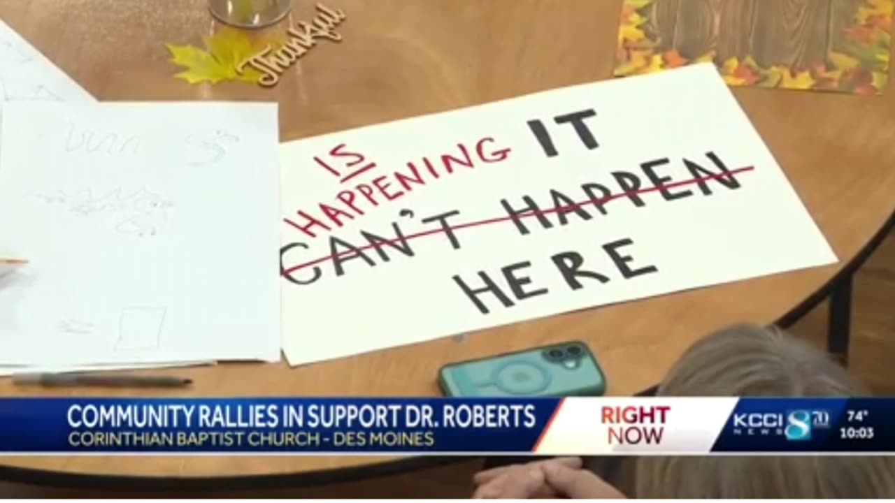 Des Moines community members rally around superintendent Ian Roberts after ICE arrest 9/27/25