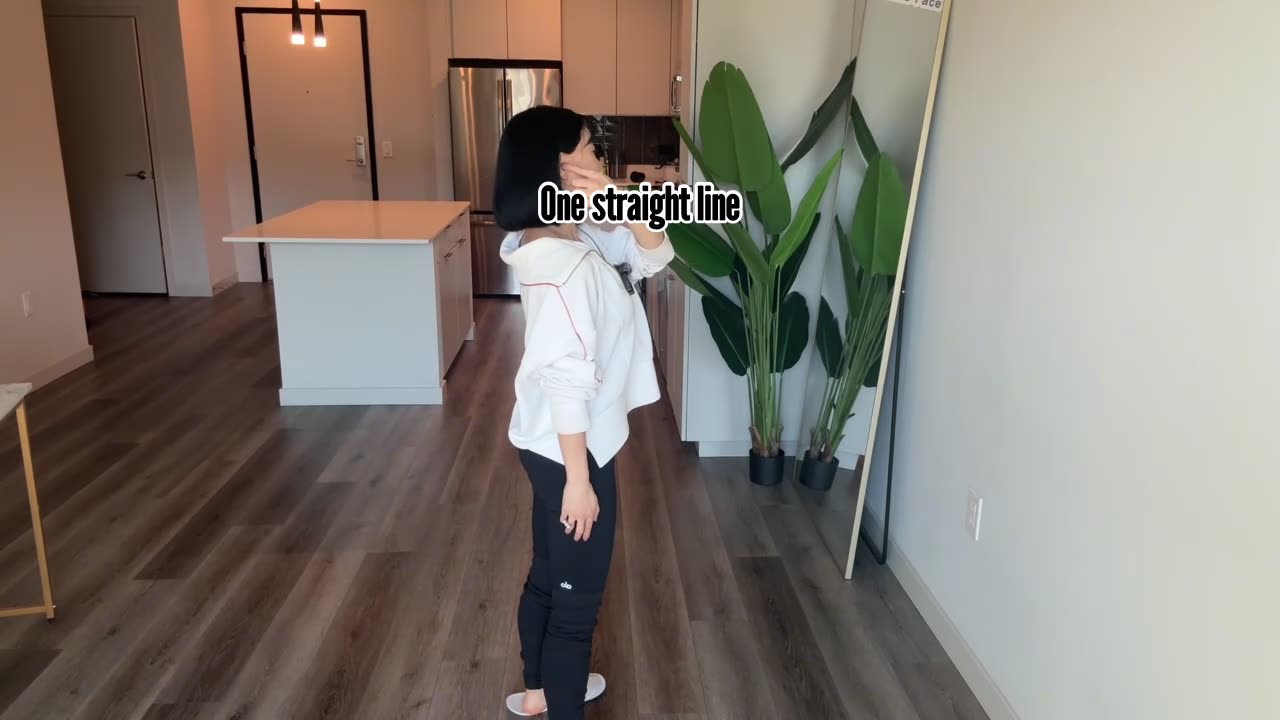 How to Tell If You’re Recessed – Face Posture Tips from Koko