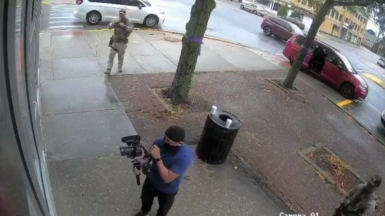 You can't enjoy a cup of coffee in Chicago without armed federal agents