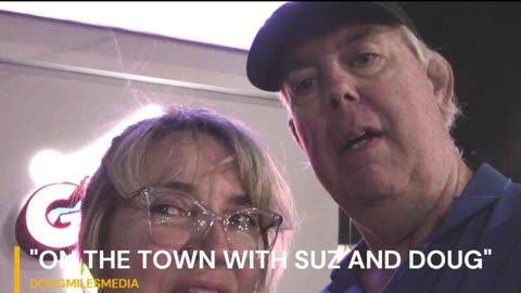 SUZ AND DOUG VISIT GECKO'S IN SARASOTA FOR SATURDAY NIGHT DINNER!