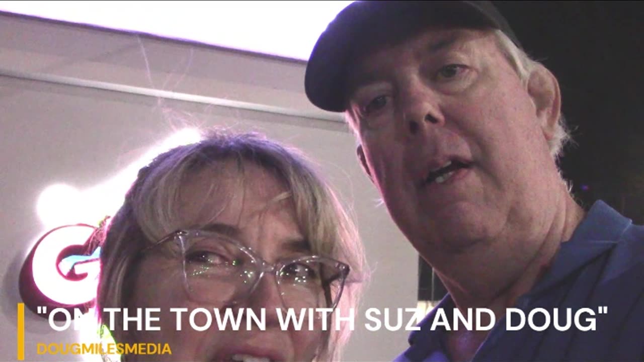 SUZ AND DOUG VISIT GECKO'S IN SARASOTA FOR SATURDAY NIGHT DINNER!