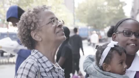 $2 Burgers in Harlem ¦ Street Food Icons