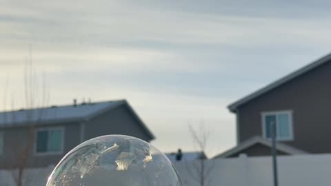 Instant Crystal Bubbles on a Cold Morning