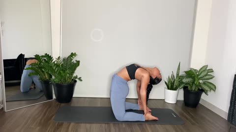 Deepen your Arch - 10 Min Yoga Flow Stretch