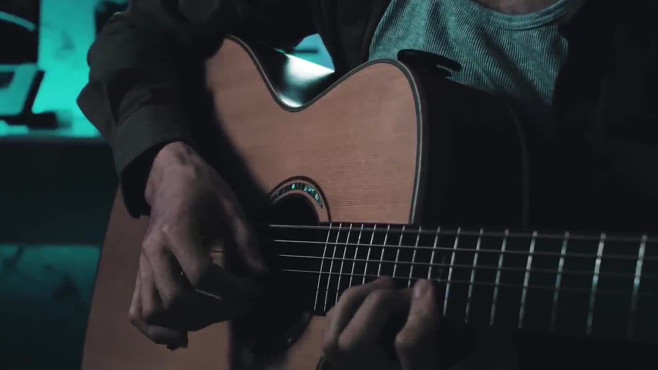 Fingerpicking the Interstellar Theme
