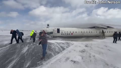 BREAKING: Delta plane has CRASHED in Toronto - 8 INJURED.