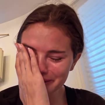 Selena Gomez explains why she deleted her 'crying video'