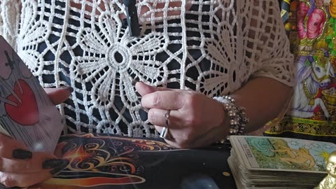 LECTURA TAROT AMOR 💘 DINERO TRABAJO SALUD NEGOCIOS 🌺 🌻 🌼 🍀 🍁 🍂 🌺 ESTUDIOS