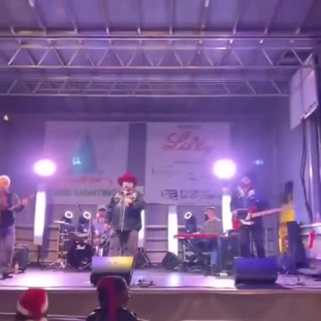 🇺🇸❗️ — Several people have been shot at an annual Christmas Tree lighting