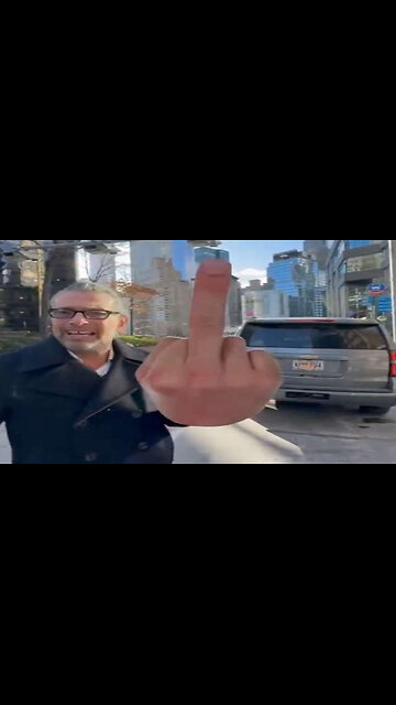 New Yorkers Tape Middle Fingers Over License Plates to Fight Climate Tolls