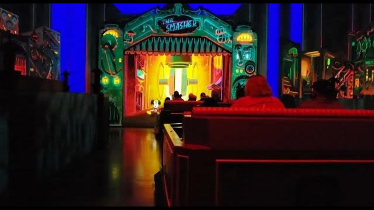 Mickey and Minnie's runaway railway!