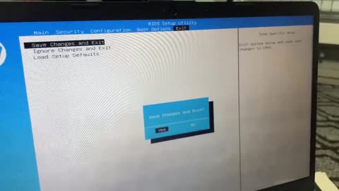 how to enable TPM 2.0 on HP laptop to install Windows 11
