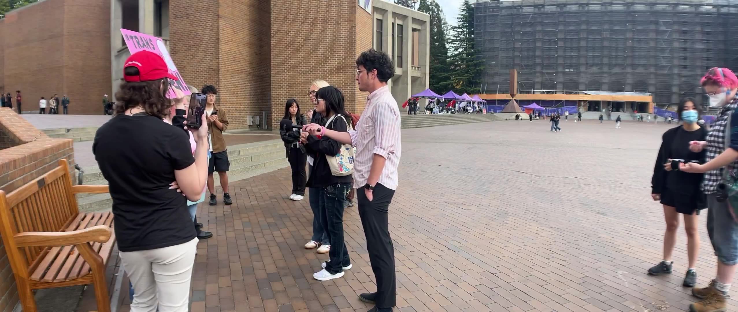 University of Washington students are so tolerant of people who choose to de-transition