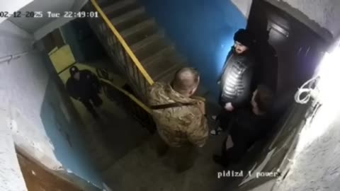 Rafle d'un civil ukrainien pour aller au front