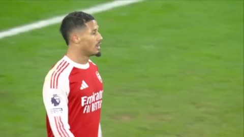 MOTD Arsenal SMASHED Aston Villa 4-1 The Title Belongs to the Gunners! Arteta Opens a 5-Point Gap