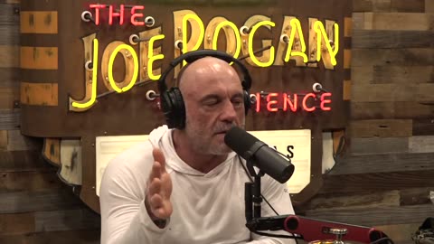 🚨NEW: Joe Rogan *TAKES BLOWTORCH* to J6 "narrative"🚨