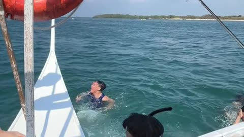 Slippery Situation: Man's Daring Boat Leap Turns Into an Epic Comedy Fail