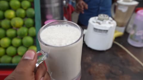Bullet train speed of Juiceman of India 🍉🍊🍇🥕🥤|Indian Street Food 🇮🇳