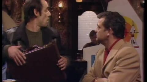 only fools and horses s1 e1 big brother