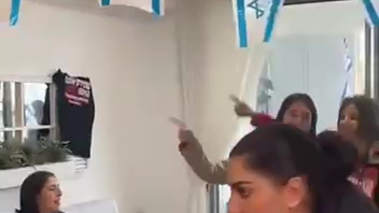 Eli Sharabi's extended family celebrates his return from captivity