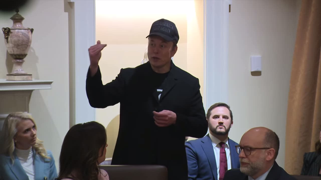 Elon Musk We need to cut $4 billion a day until 10/1 “We can do it and we will do it”