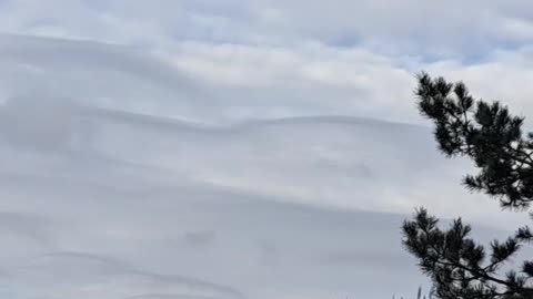 Takie sobie dziwne chmurki