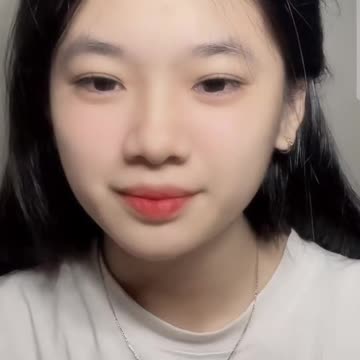 Cả nhà vào nói chuyện với em nhé