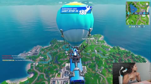 Hot Curvy Model Rebecca J Playing Fortnite Goes Viral Instantly!