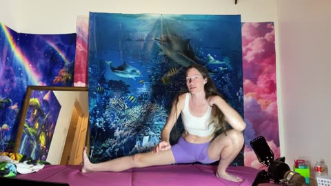 Eyes on the Prize - Evening Yoga #everydamnday @TheMFingCOO