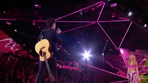 Shawn Mendes - Lost In Japan (Live From The Victoria’s Secret Fashion Show)