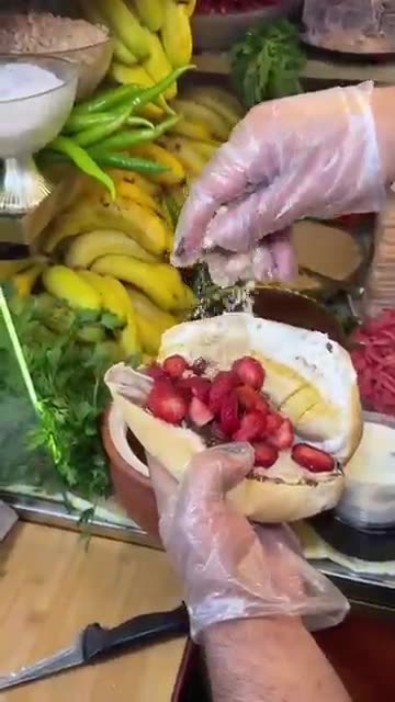 Turkish Waffle Loaded with Toppings! Street Dessert You Must Try 🍓🍫