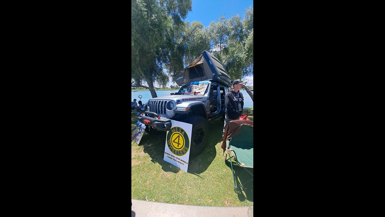 Is this the Jeep Rubicon or the Jeep Gladiator? #jeep #4x4