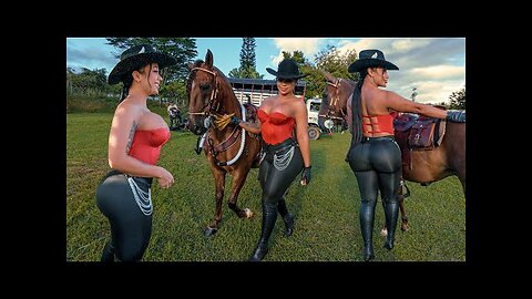 the Most Beautiful Women at Horseback in COLOMBIA 🐴 Only Stunning Ladies