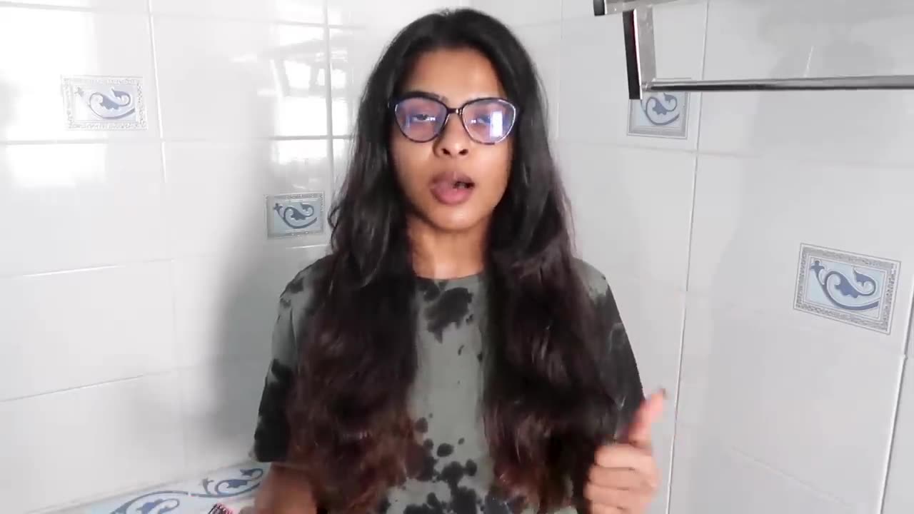 "Probando los VIRAL Beauty Hacks de las Celebridades de BOLLYWOOD! ❄️💆♀️