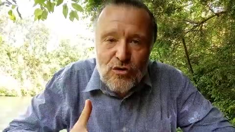 María Corredentora deja de sujetar el Brazo Justiciero de su Hijo, Redentor del mundo