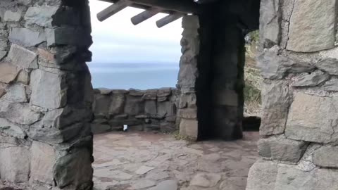 Rock Shelter - Cape Perpetua Lookout