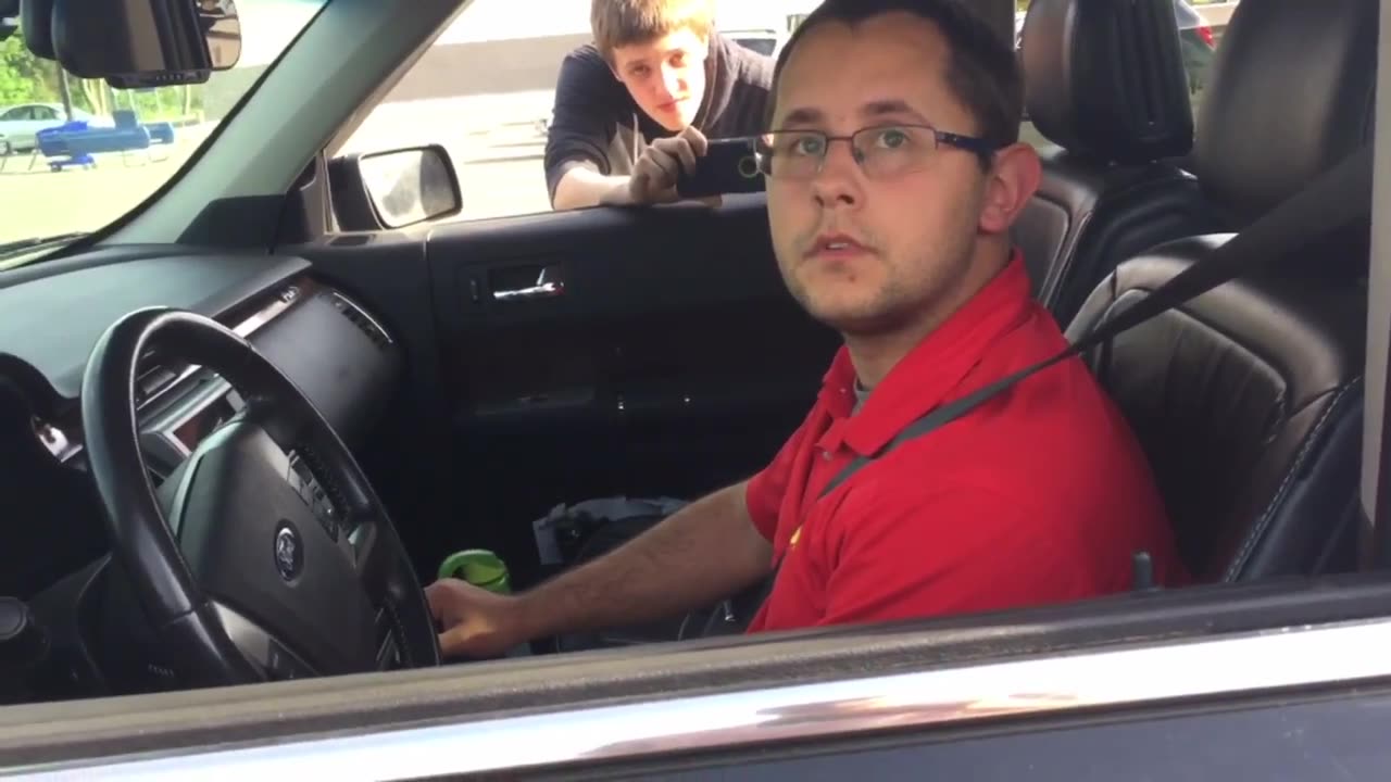 Child Predator shows no emotions